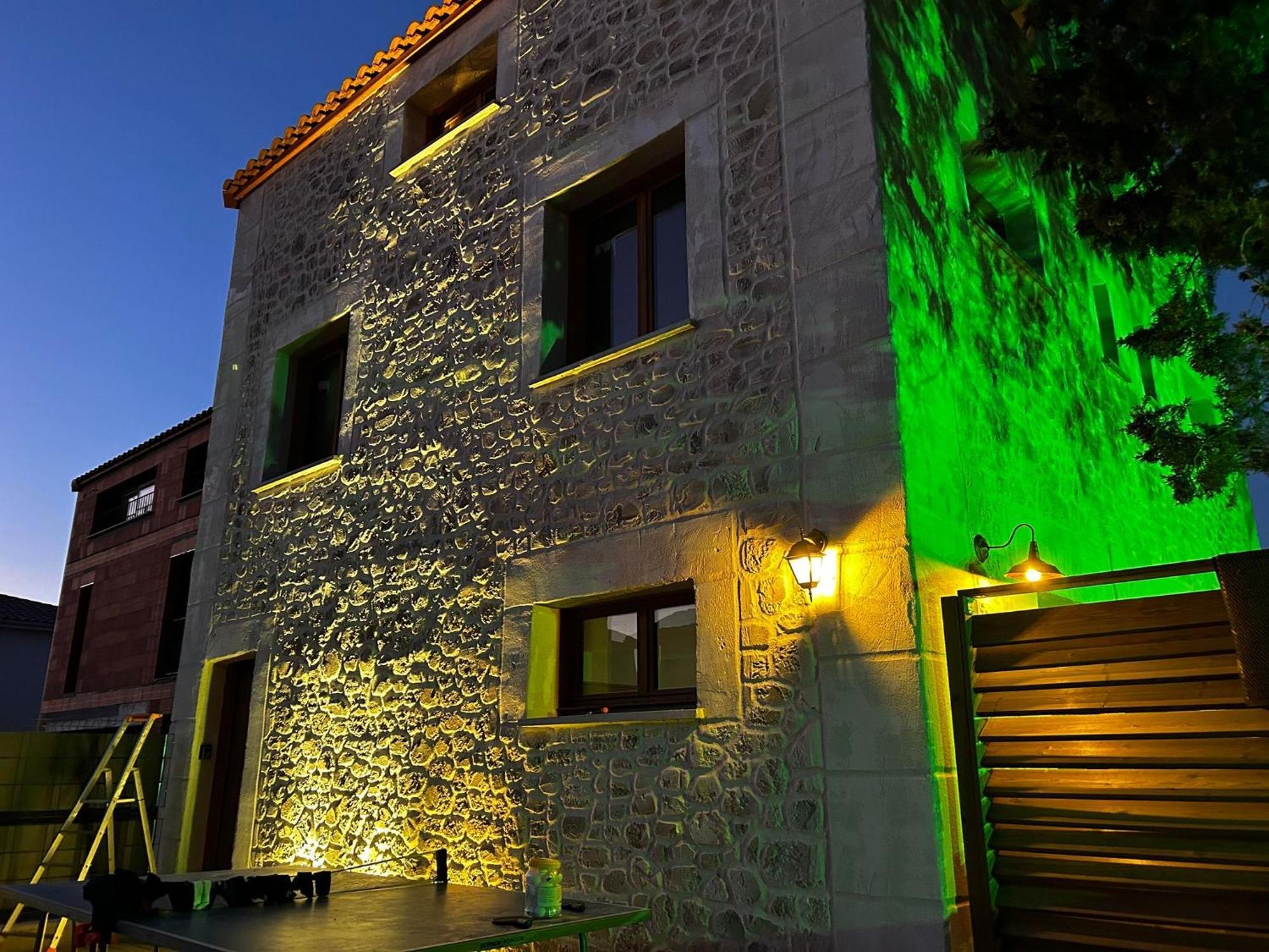 Les Chambres De Paulette Chambres A Theme Jack Sparrow Сент-Мари-ла-Мер Экстерьер фото